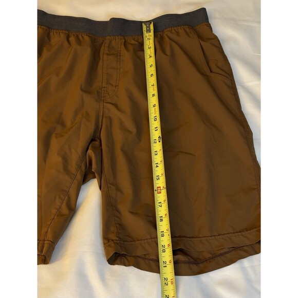 PRANA Mojo Shorts Men XL Carmel 10" Inseam Athletic Pockets Stretch Lightweight - Picture 9 of 12